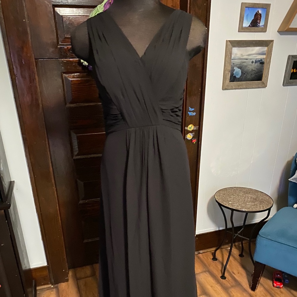Gather & Gown. Delano 578. Size 12. NWT